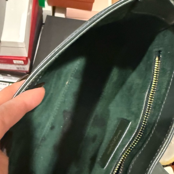 Ysl calfskin shoulder bag - Picture 10 of 11